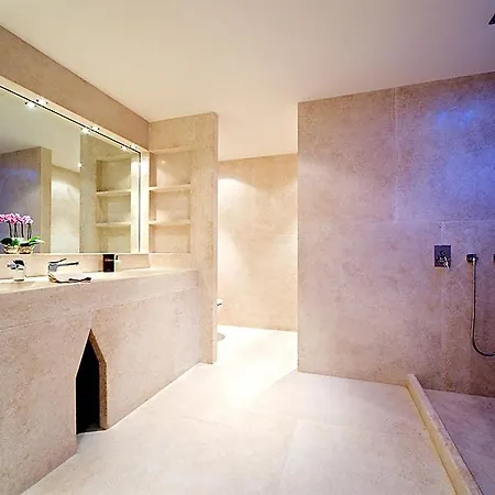 公寓式酒店 圣胡贝图斯度假酒店 布勒伊-切尔维尼亚