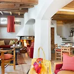 Saint Hubertus Aparthotel 4*