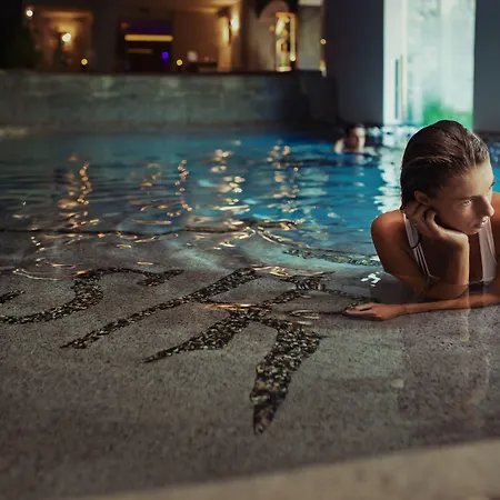 Saint Hubertus מלון דירות 4*