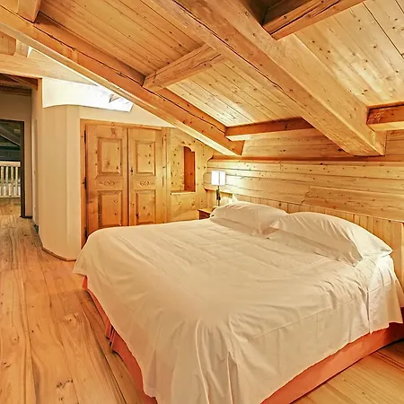 Saint Hubertus מלון דירות ברויל-קרוויניה