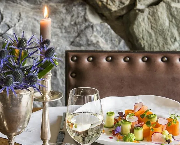 Saint Hubertus Aparthotel 4*